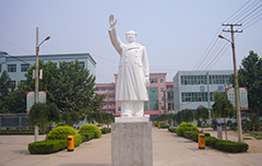 《校园雕塑》